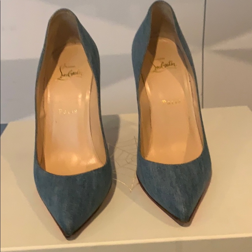 Authentic!! Christian Louboutin